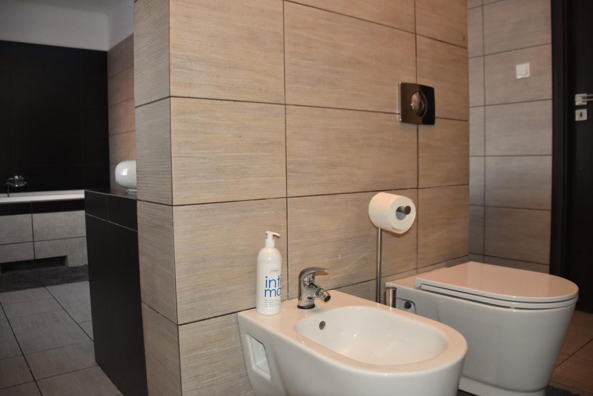 Manufaktura Bakery, Penthouse 200M, Prywatna Kamienica, Parking Strzezony Apartment Lodz  Exterior photo