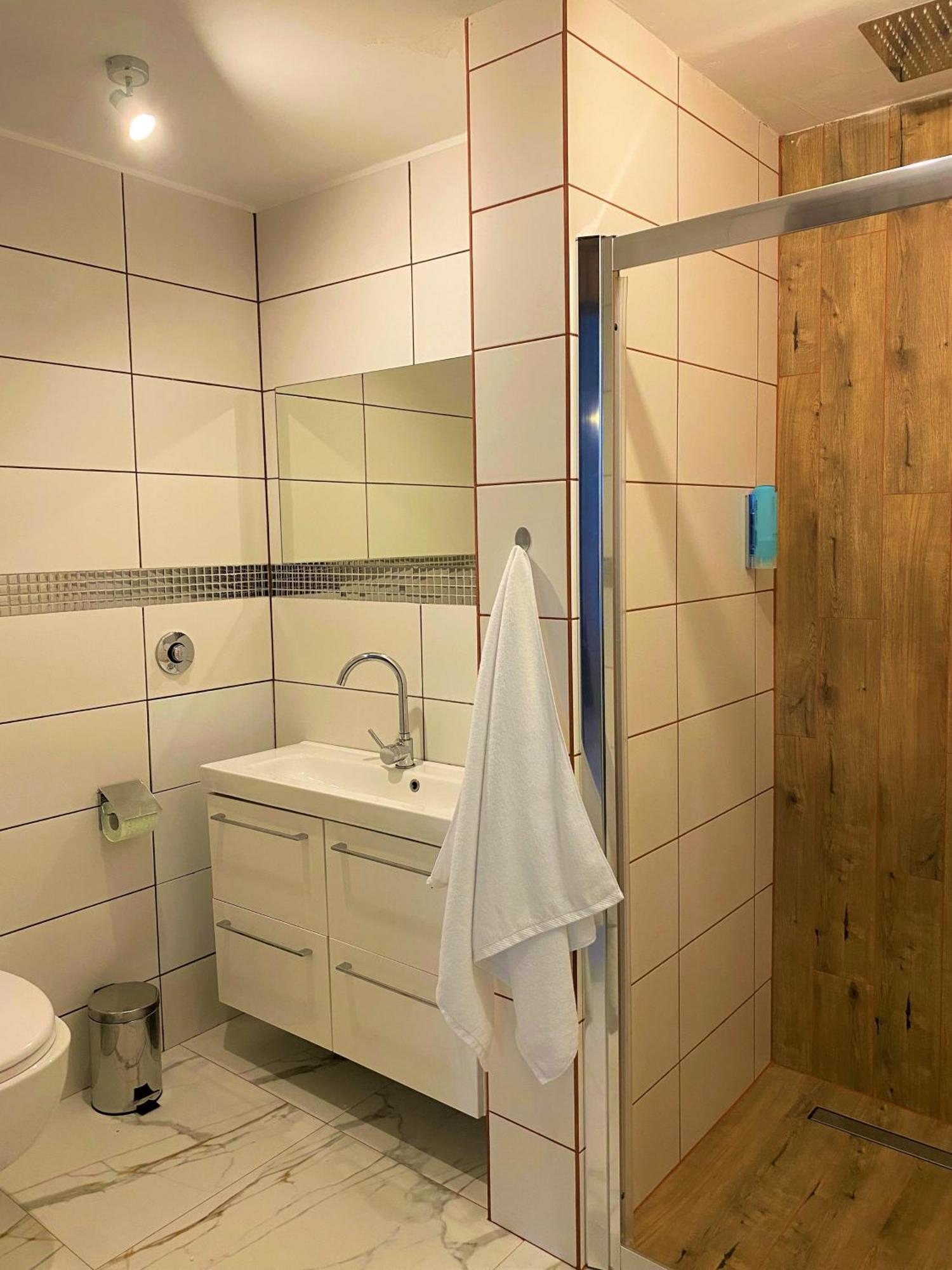 Manufaktura Bakery, Penthouse 200M, Prywatna Kamienica, Parking Strzezony Apartment Lodz  Room photo